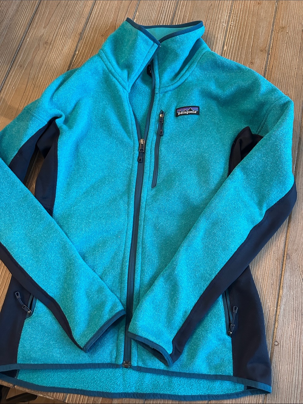 Patagonia Kids Teal and Black Full-Zip Fleece Jacket